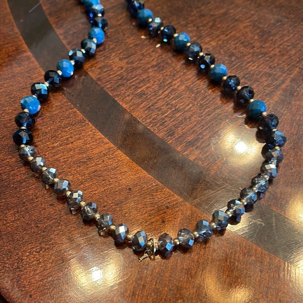 Designer Beaded Multi Color Necklace. - Picture 2 of 12